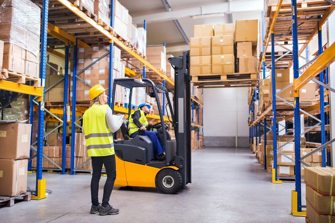 In-house logistics vs outsourcing: the pros and cons