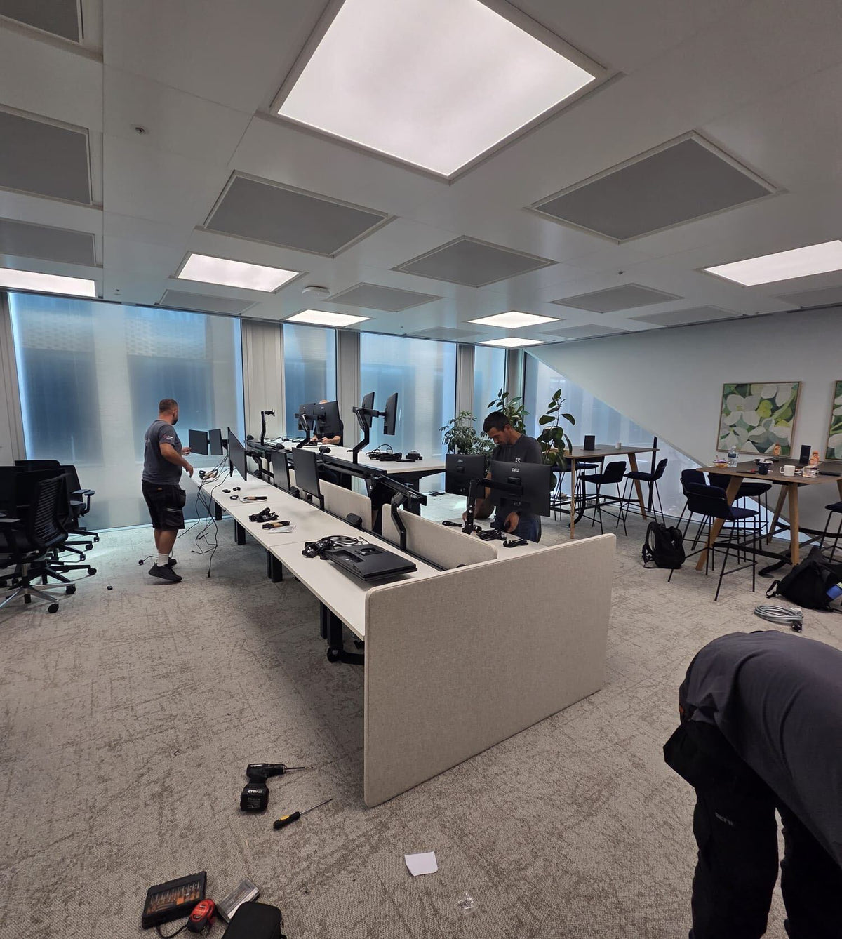 DAS, Devonshire Square, London - Trading Floor Desk Installation